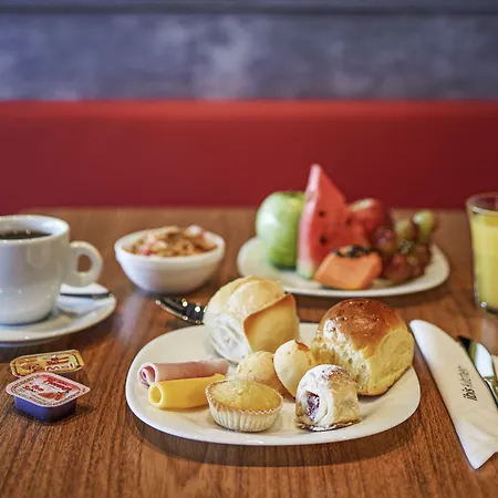 Ibis Liberdade Hotel 2*