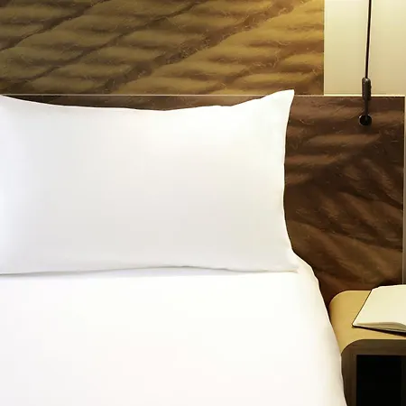 Ibis Liberdade 2*