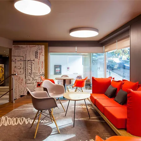 ホテル イビス リベルダーデ 2*